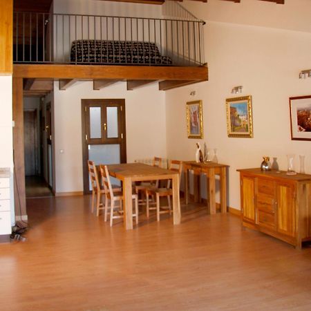 Apartamentos Angelus Plaza Mayor De Graus Buitenkant foto
