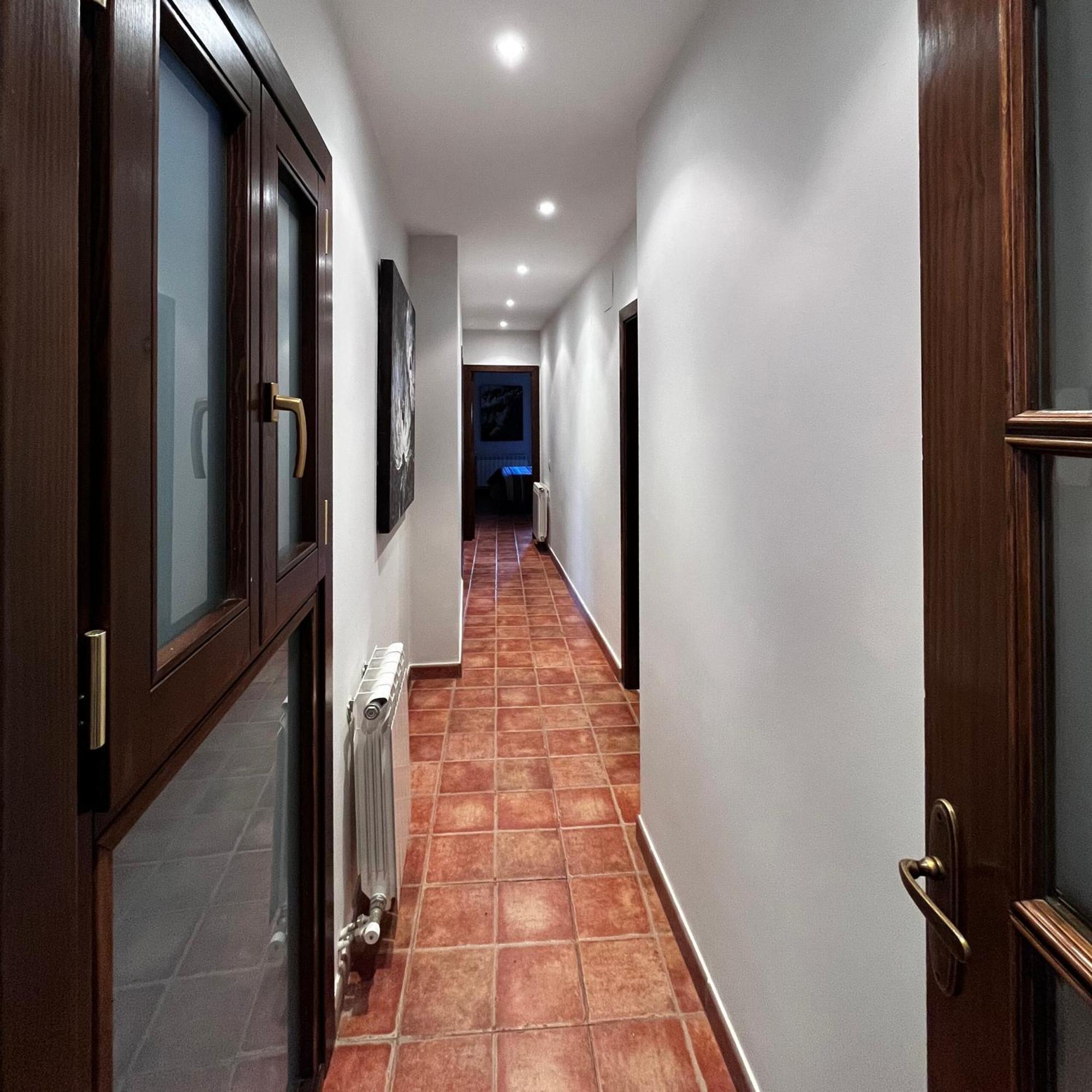 Apartamentos Angelus Plaza Mayor De Graus Buitenkant foto