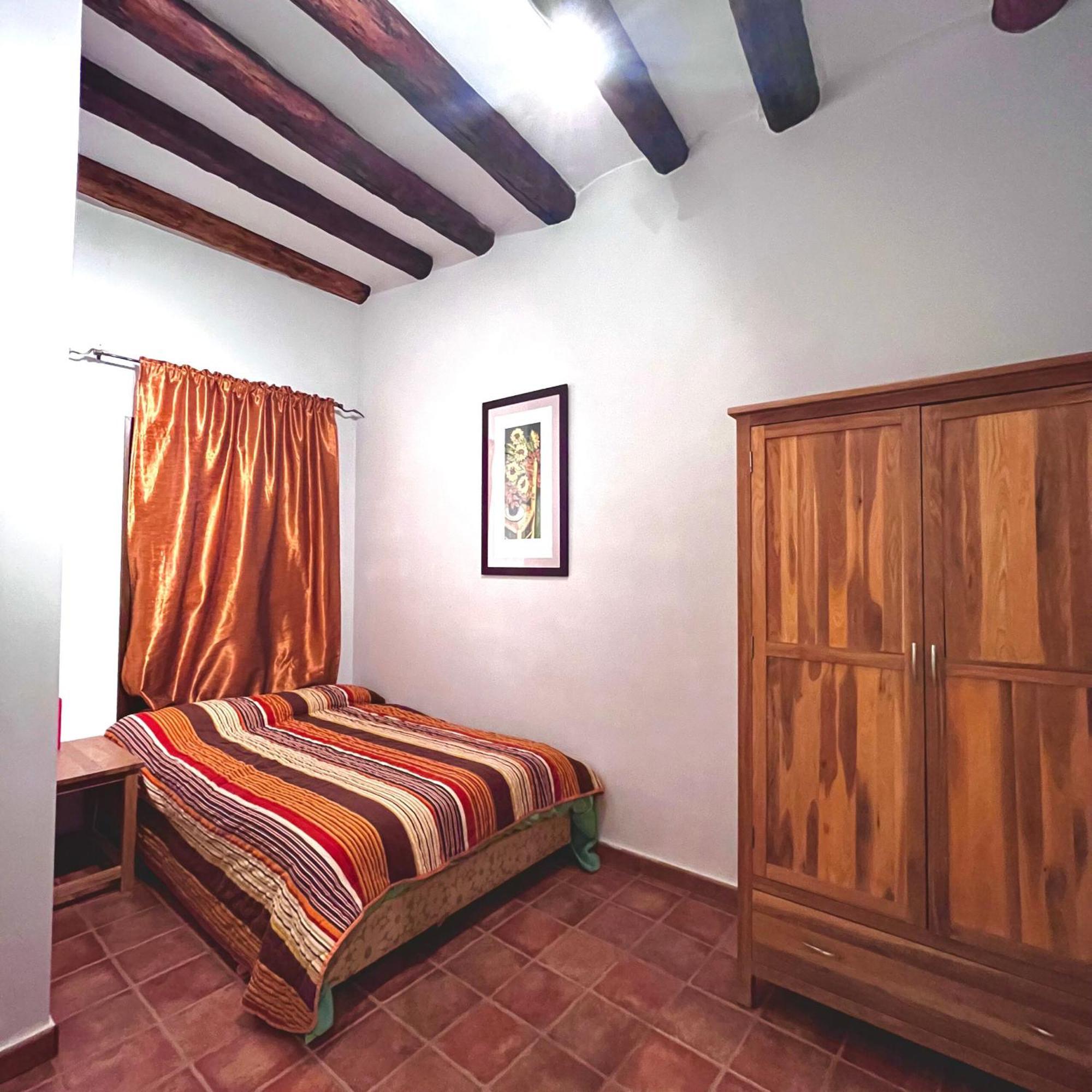 Apartamentos Angelus Plaza Mayor De Graus Buitenkant foto