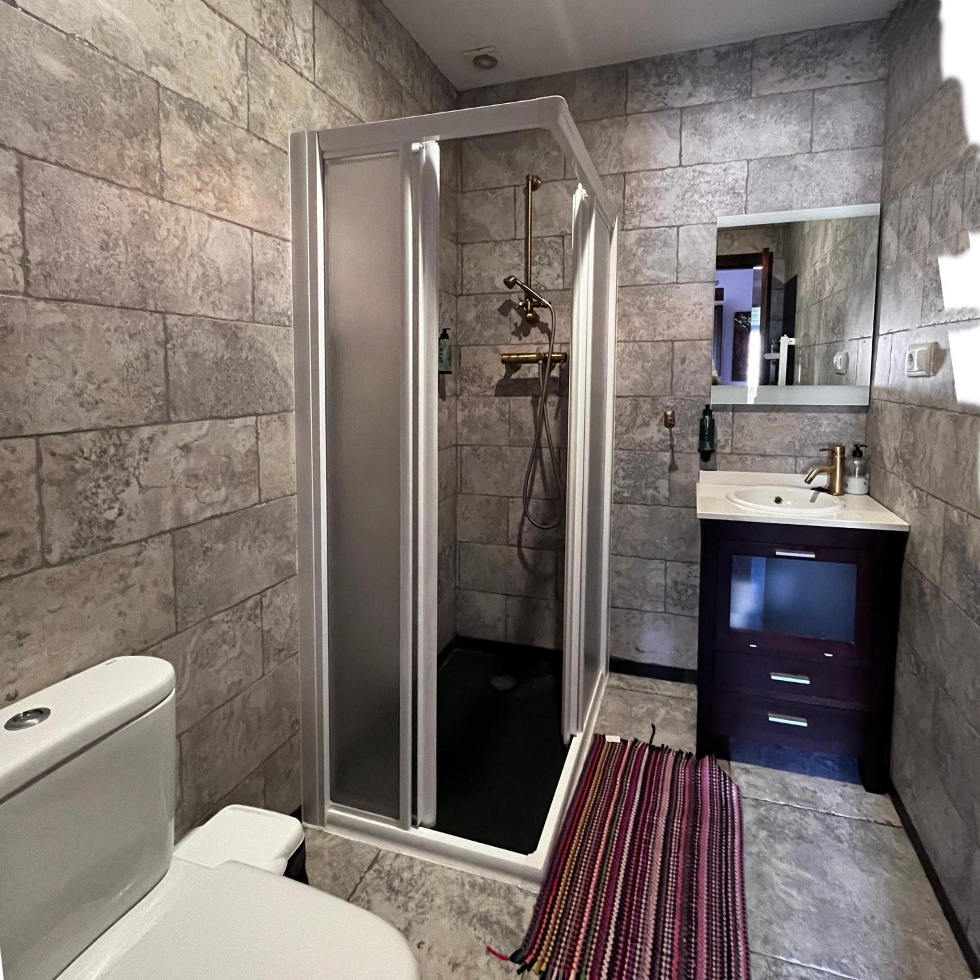 Apartamentos Angelus Plaza Mayor De Graus Buitenkant foto