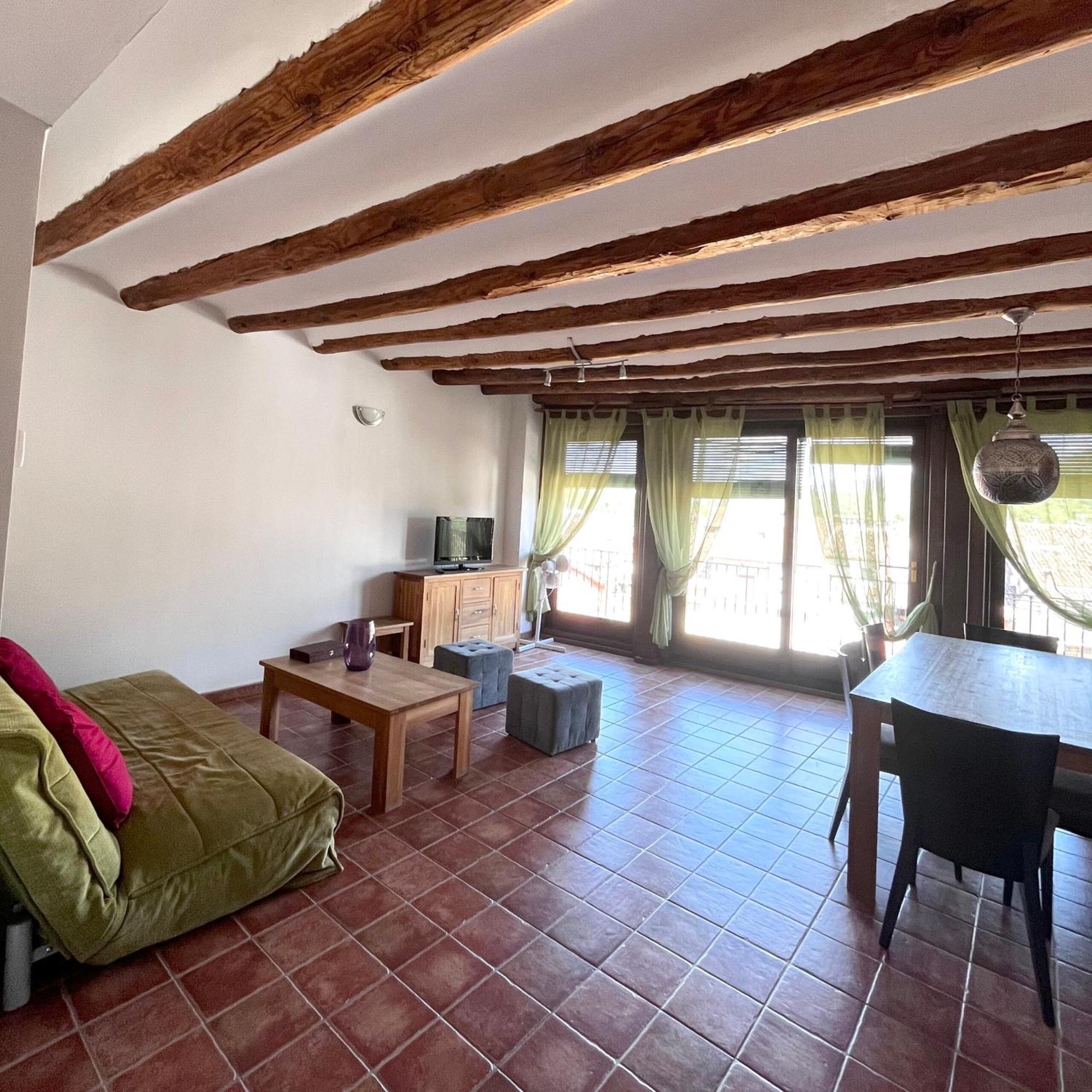 Apartamentos Angelus Plaza Mayor De Graus Buitenkant foto